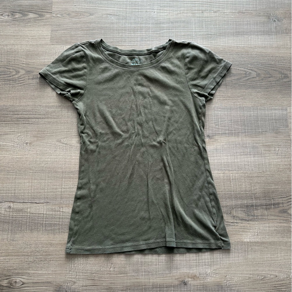 Old Navy Tee Green